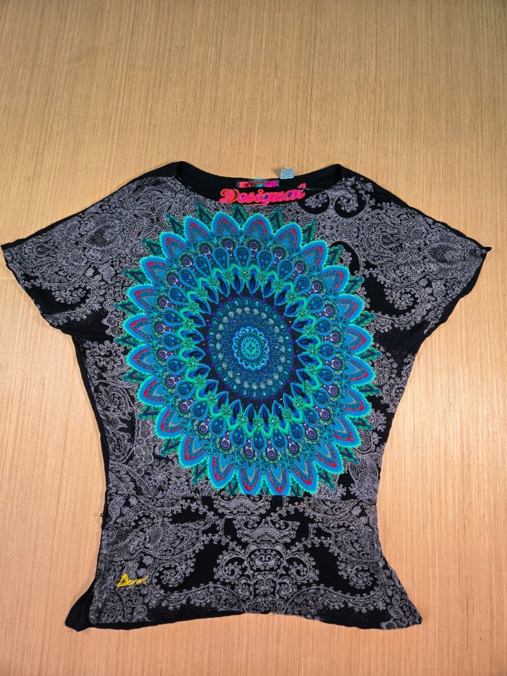 Title: Desigual Women’s Black Textured Abstract Floral Top Size L